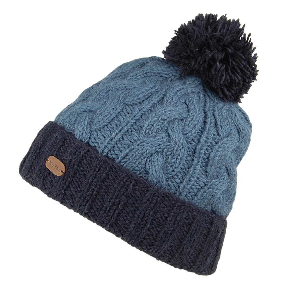 Kusan 2-Tone Turn Up Bommelmütze mit Zopfstrickmuster - Blau-Marineblau