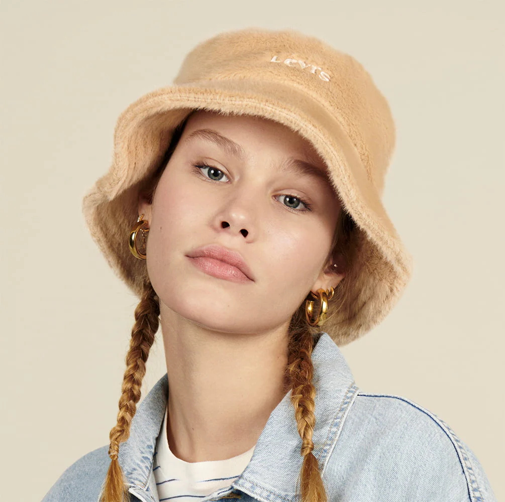 Levi's Cozy Kunstfell Fischerhut - Creme - Image 3