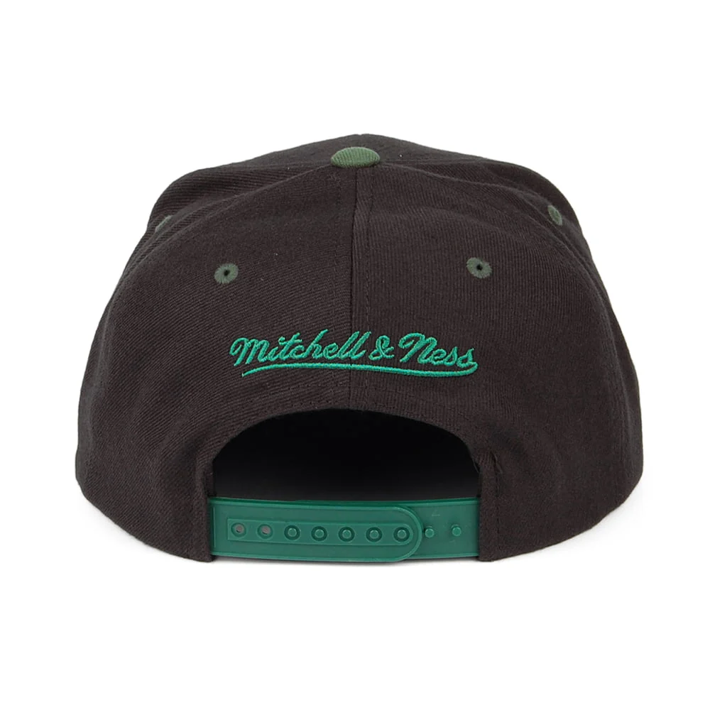 Mitchell & Ness Milwaukee Bucks Snapback Cap NBA Arch 2 Tone - Schwarz-Grün - Image 4