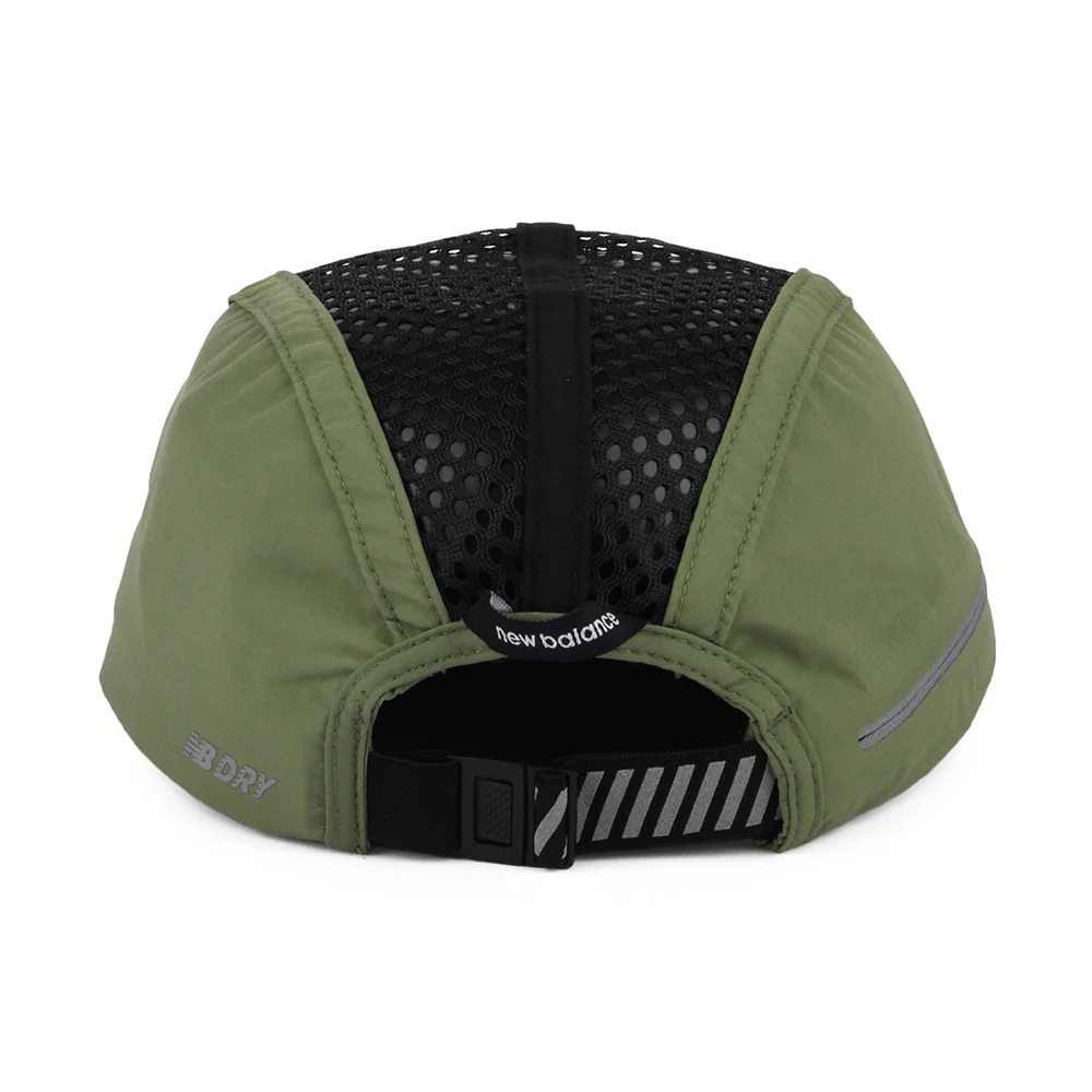 New Balance Running Stash Knautschbarer 5 Paneelen Cap - Dunkelolivgrün - Image 4