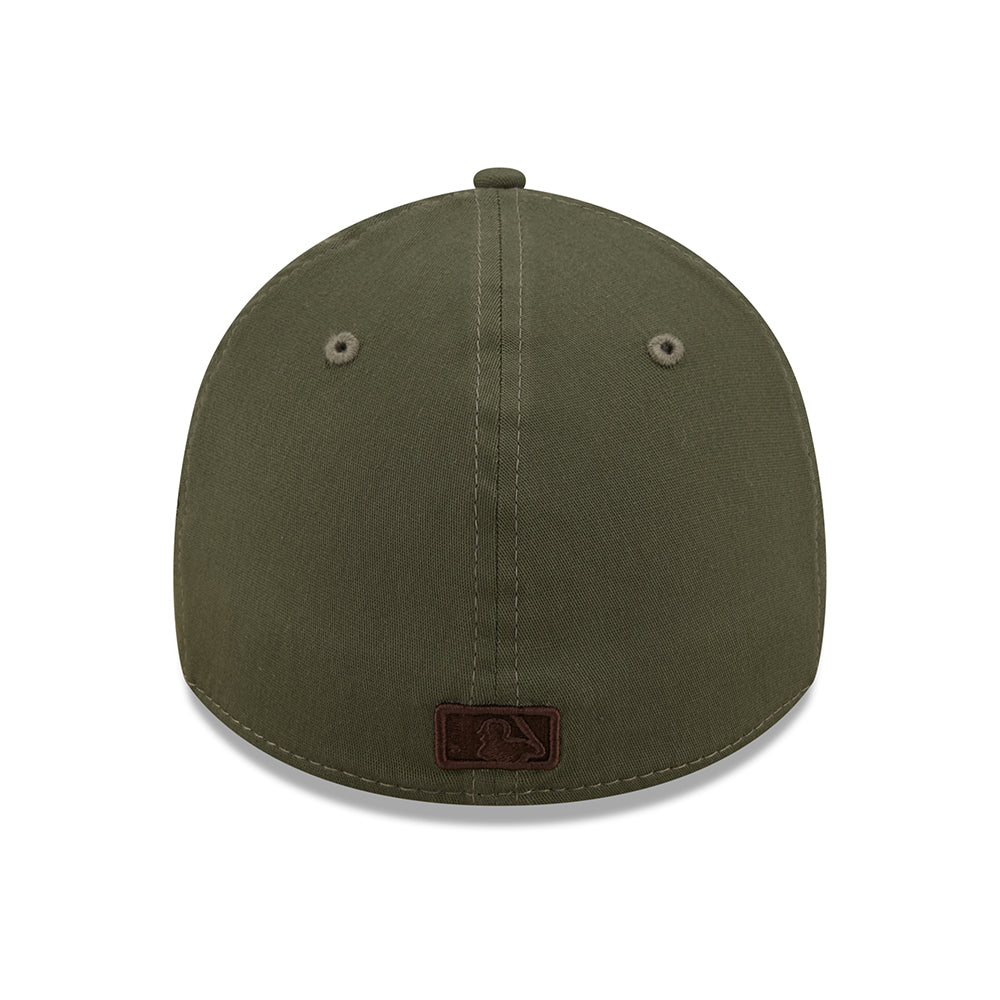 New Era 39THIRTY New York Yankees Baseball Cap - MLB League Essential II - Olivgrün-Braun - Image 4
