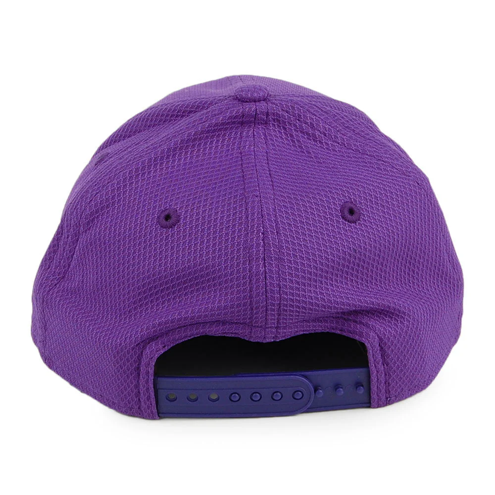 New Era 9FORTY L.A. Lakers Baseball Cap - NBA Mono Team Colour - Lila - Image 3