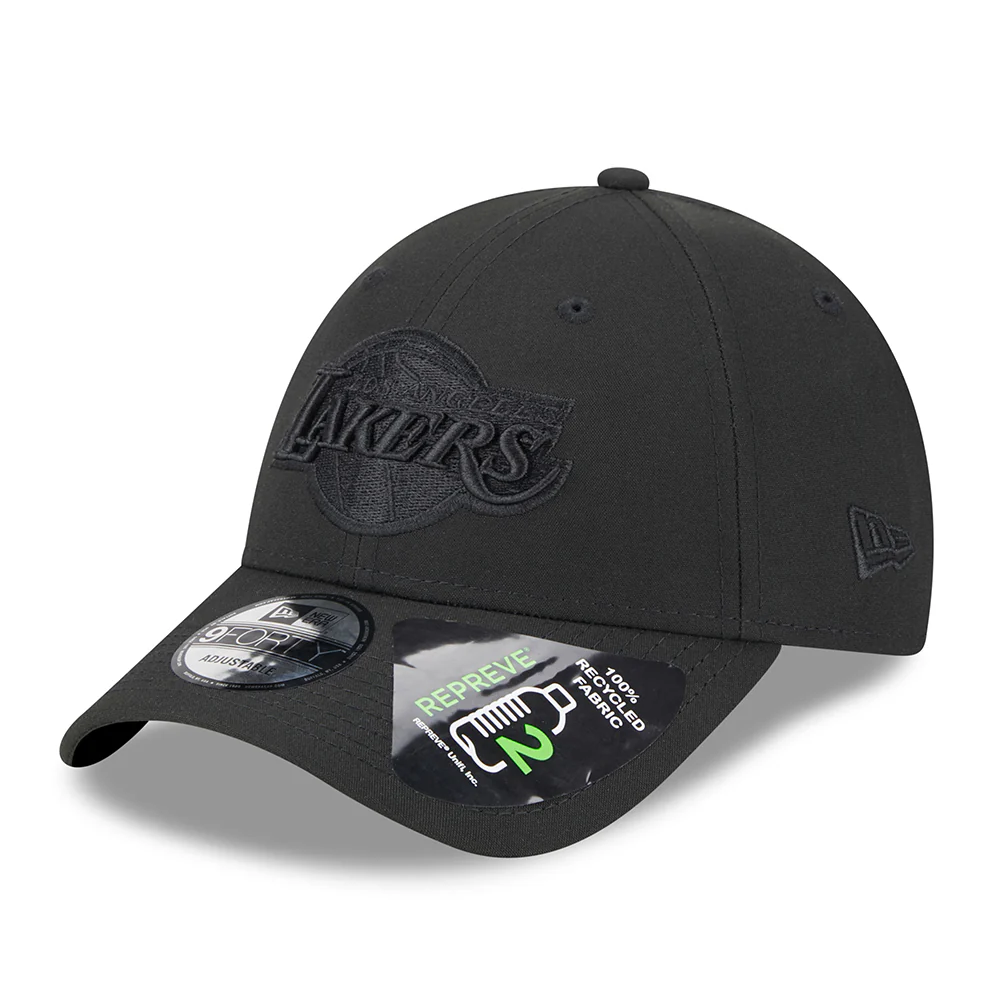 New Era 9FORTY L.A. Lakers Baseball Cap - NBA Repreve Outline - Schwarz auf Schwarz