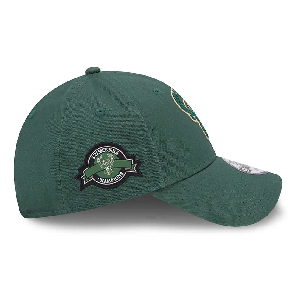 New Era 9FORTY Milwaukee Bucks Baseball Cap - NBA Team Side Patch - Grün - Image 4