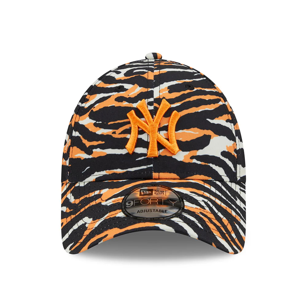 New Era 9FORTY New York Yankees Baseball Cap - MLB AOP Camo Print - Steingrau-Orange - Image 2