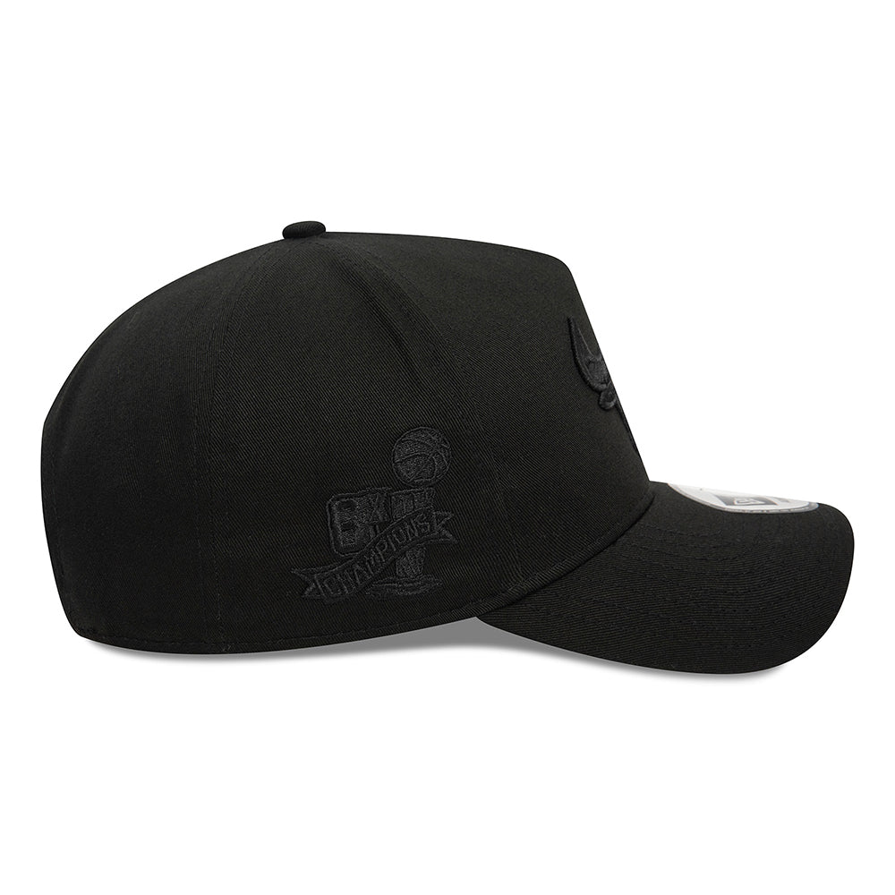 New Era A-Frame Chicago Bulls Snapback Cap - NBA Monochrome - Schwarz auf Schwarz - Image 4