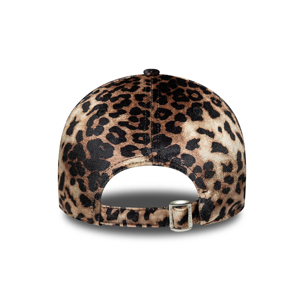 New Era Damen 9FORTY New York Yankees Baseball Cap - MLB Leopard Velour - Braun-Creme - Image 4