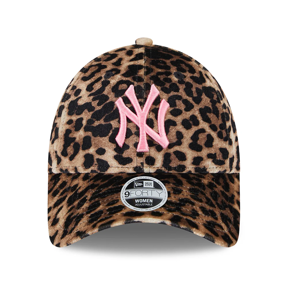 New Era Damen 9FORTY New York Yankees Baseball Cap - MLB Leopard Velour - Braun-Pink - Image 2