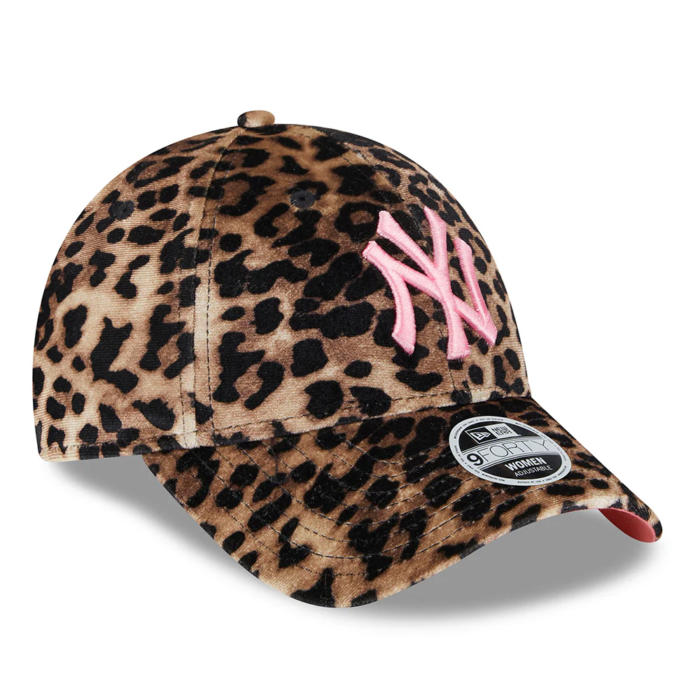 New Era Damen 9FORTY New York Yankees Baseball Cap - MLB Leopard Velour - Braun-Pink - Image 3