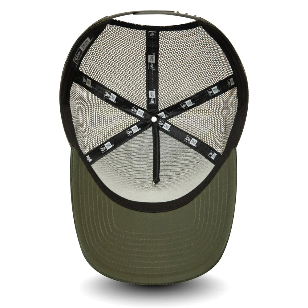 New Era Kord Trucker Cap Fabric Patch - Olivgrün - Image 5