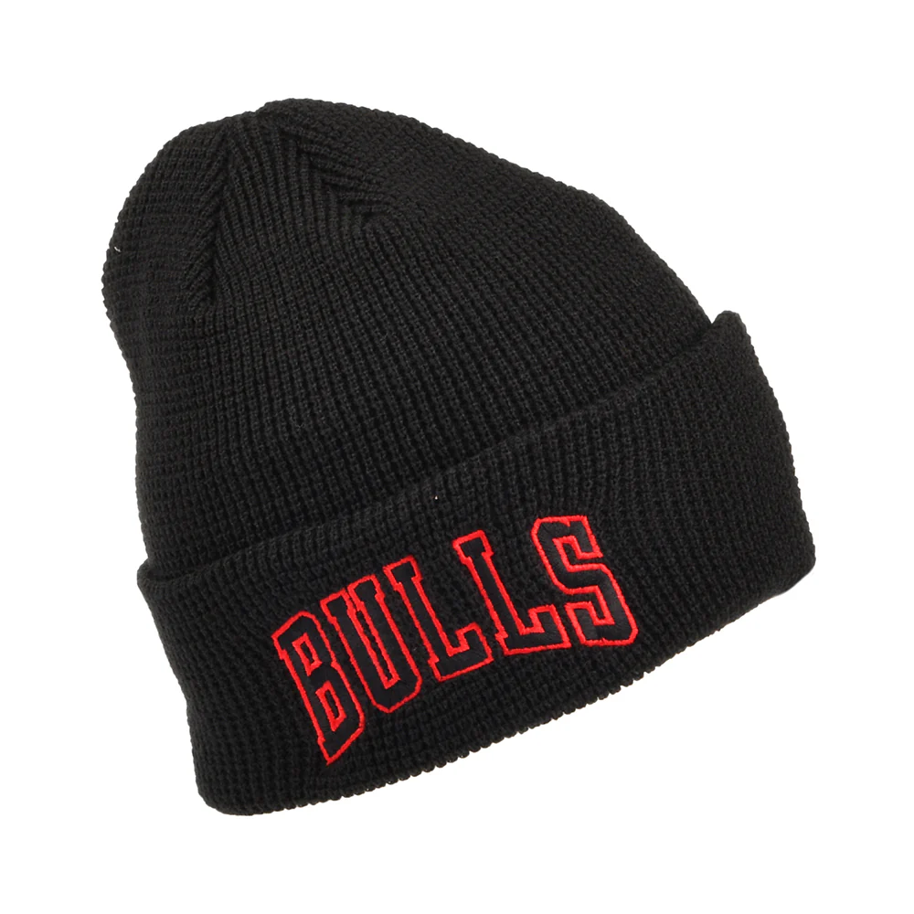 New Era mit Umschlag Chicago Bulls Beanie Mütze NBA Pop Outline - Schwarz - Image 2