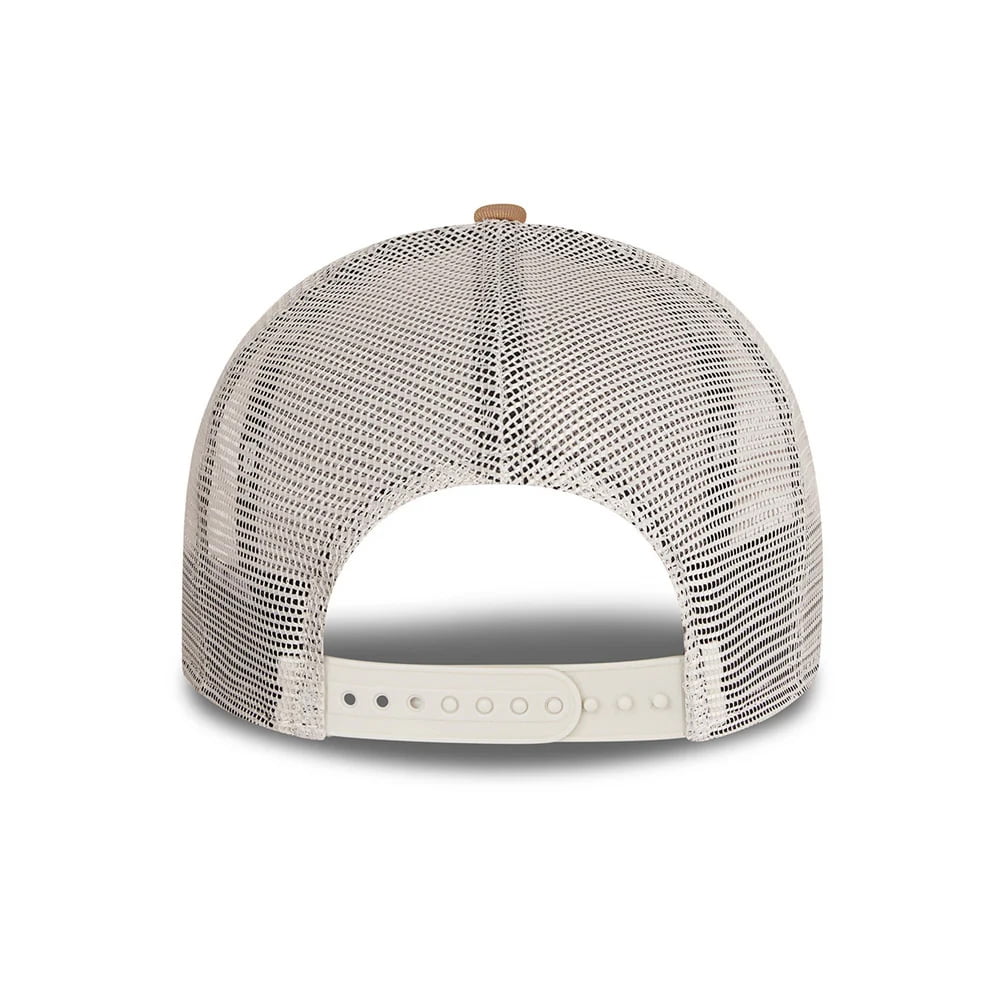 New Era Sports Patch A-Frame Trucker Cap - Weizen - Image 2