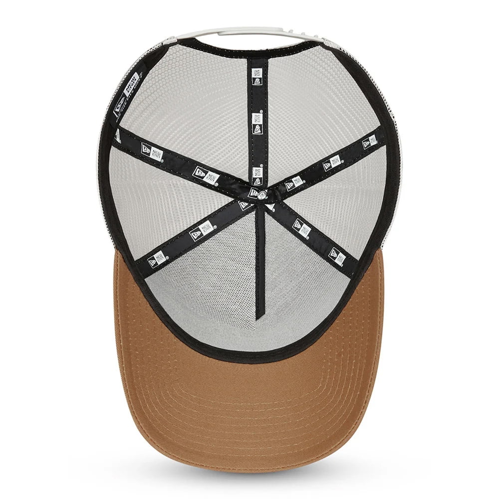 New Era Sports Patch A-Frame Trucker Cap - Weizen - Image 3