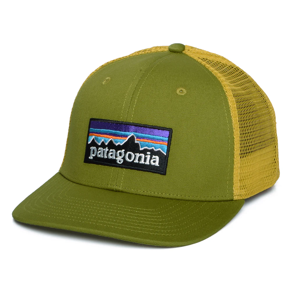 Patagonia P-6 Logo Trucker Cap aus organischer Baumwolle - Moosgrün