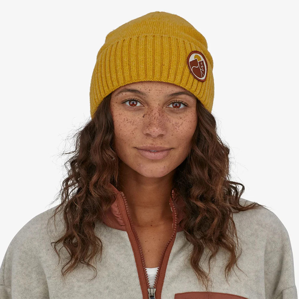 Patagonia Slow Going Patch Brodeo Beanie Mütze aus recycelter Wolle - Senfgelb - Image 3